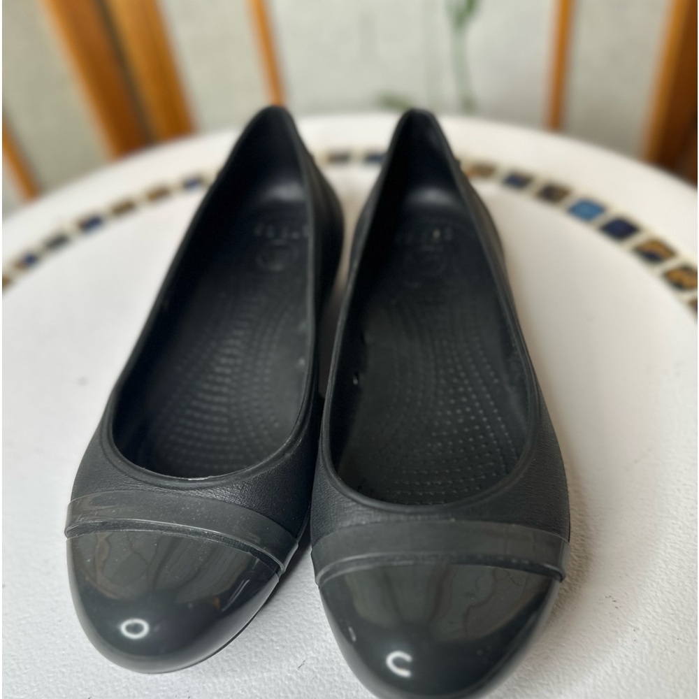 Crocs Brooklyn Pointed Flats Womens Size 7 W Black Glossy Toe Slip On